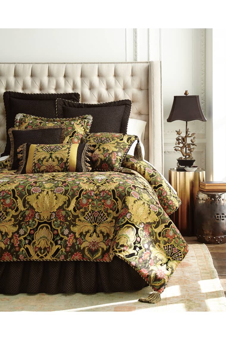 King Quartz Pacific Coast Home Furnishings Inc Austin Horn En Vogue 4 Piece Glamour Comforter Set GLA361796-K-Q 