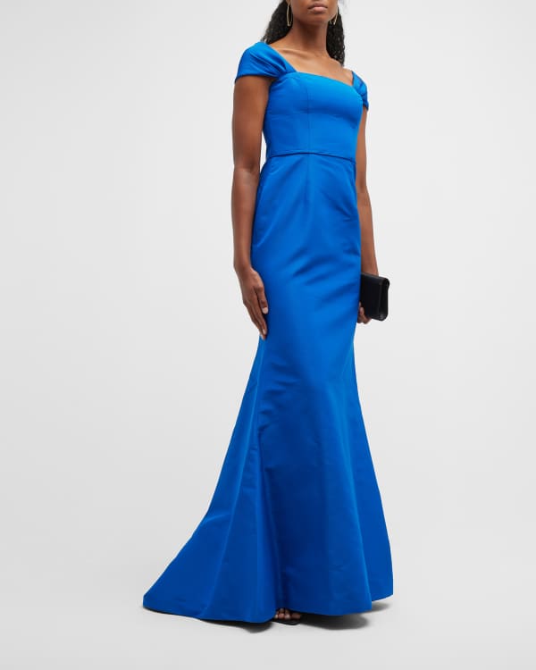 Oh baby plunging lace trumpet gown hotsell