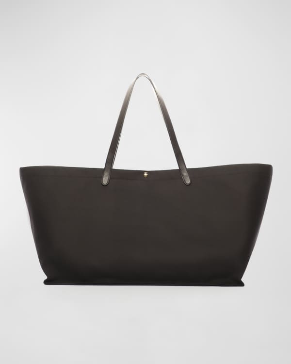 The row flat tote top