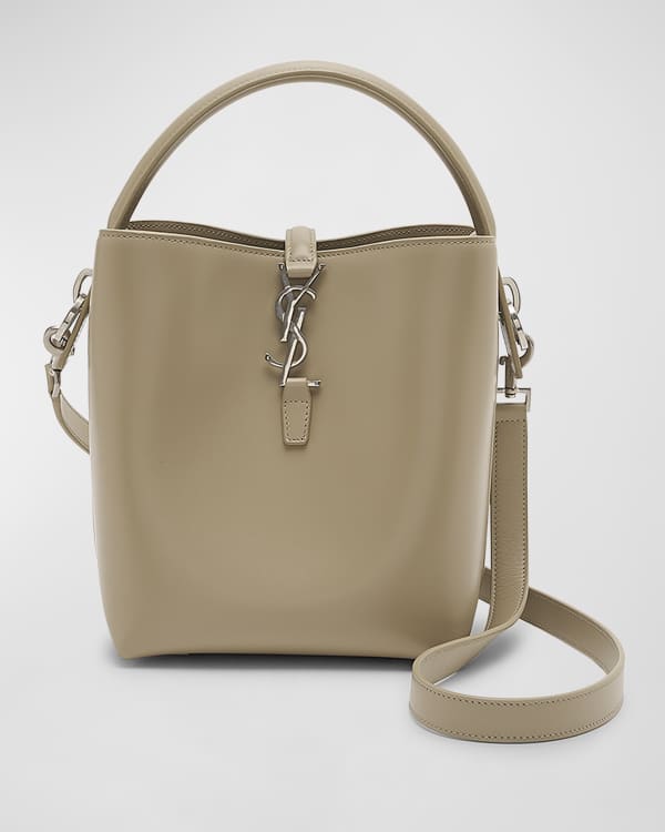 Gate bucket leather handbag Loewe White in Leather - 15288838