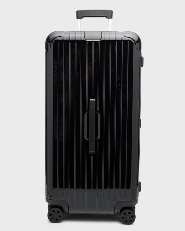 Neiman marcus rimowa 2025