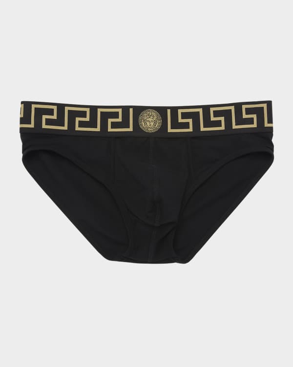 【関税込み】Versace Underwear ホワイト ショート バスローブ Versace Underwearのホワイト ショート バスローブがセール中