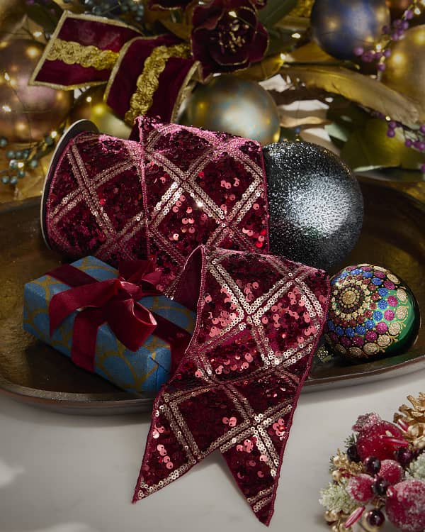 Ditz Designs By The Hen House Golden Noel Black Santa, 57