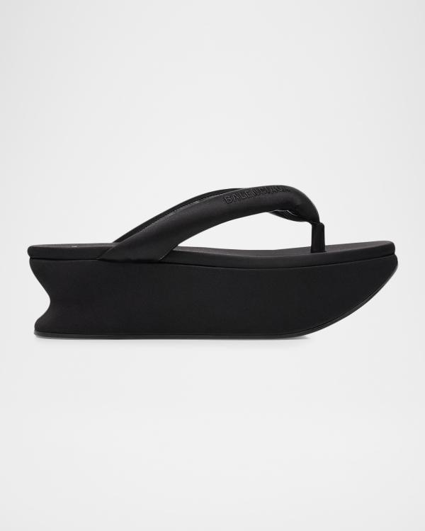 Balenciaga Tourist Sandal | Neiman Marcus display picture 3