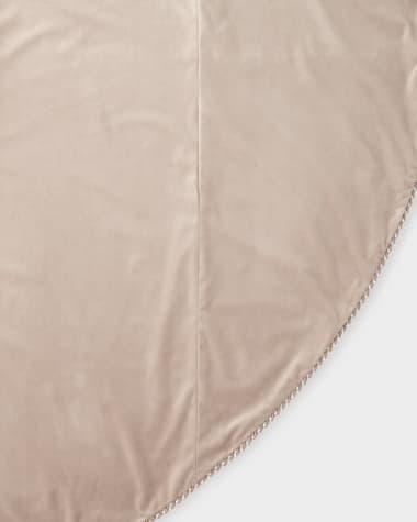 Austin Horn Collection Vogue 108" Tablecloth