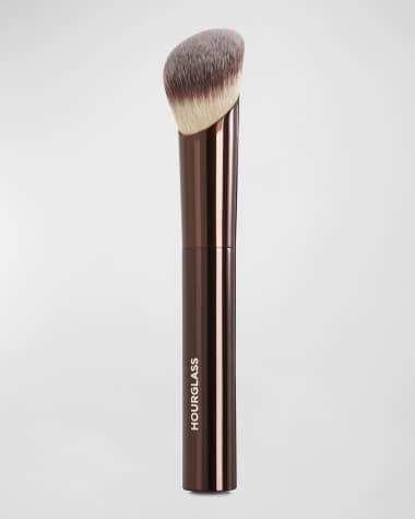 Hourglass Cosmetics Ambient Soft Glow Foundation Brush