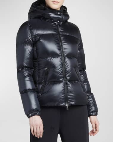 Water-repellent hooded nylon down jacket with vertical quilting