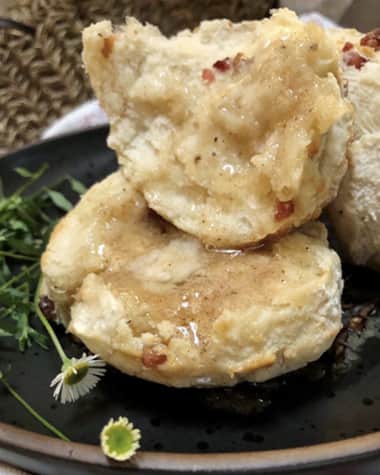 The Cajun Turkey Co Bacon & White Cheddar Biscuits with Spiced Maple Butter, 12 Count