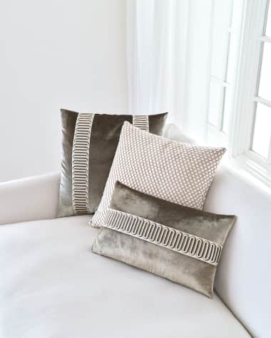 Divit Metallic Decorative Pillow