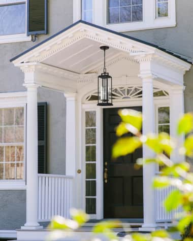 Crystorama Aspen 4-Light Outdoor Pendant Light