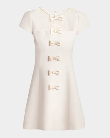 valentino dress sale Women's Apparel Sale: Dresses, Shirts and T-Shirts A discreet zipped back closure ensures a tailored fit Dresses Valentino Garavani Women's Dresses