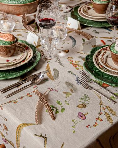 Luxury Table Linens & Linen Tablecloths | Neiman Marcus