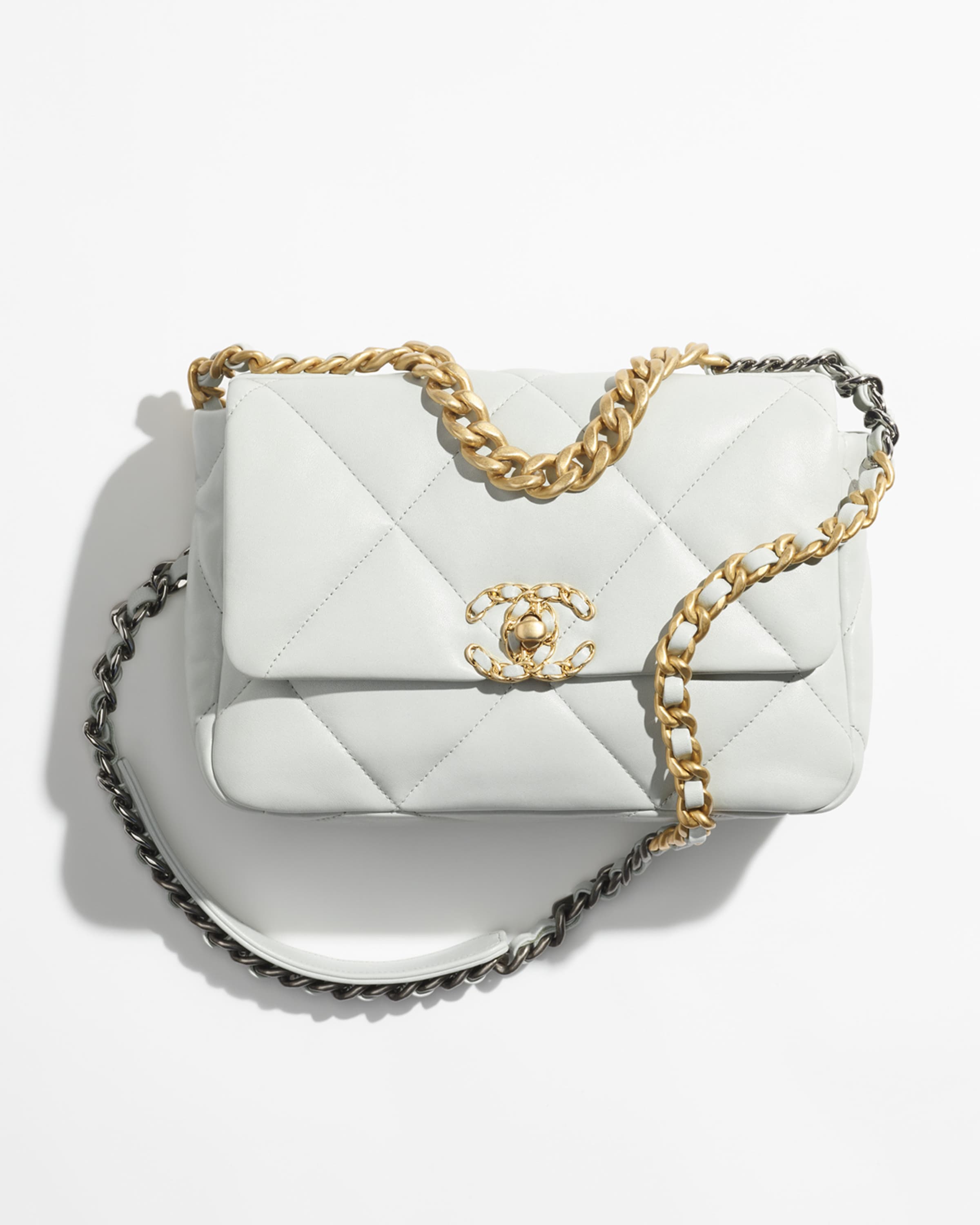 Chanel Bags for Women, Online Sale up to 40% off