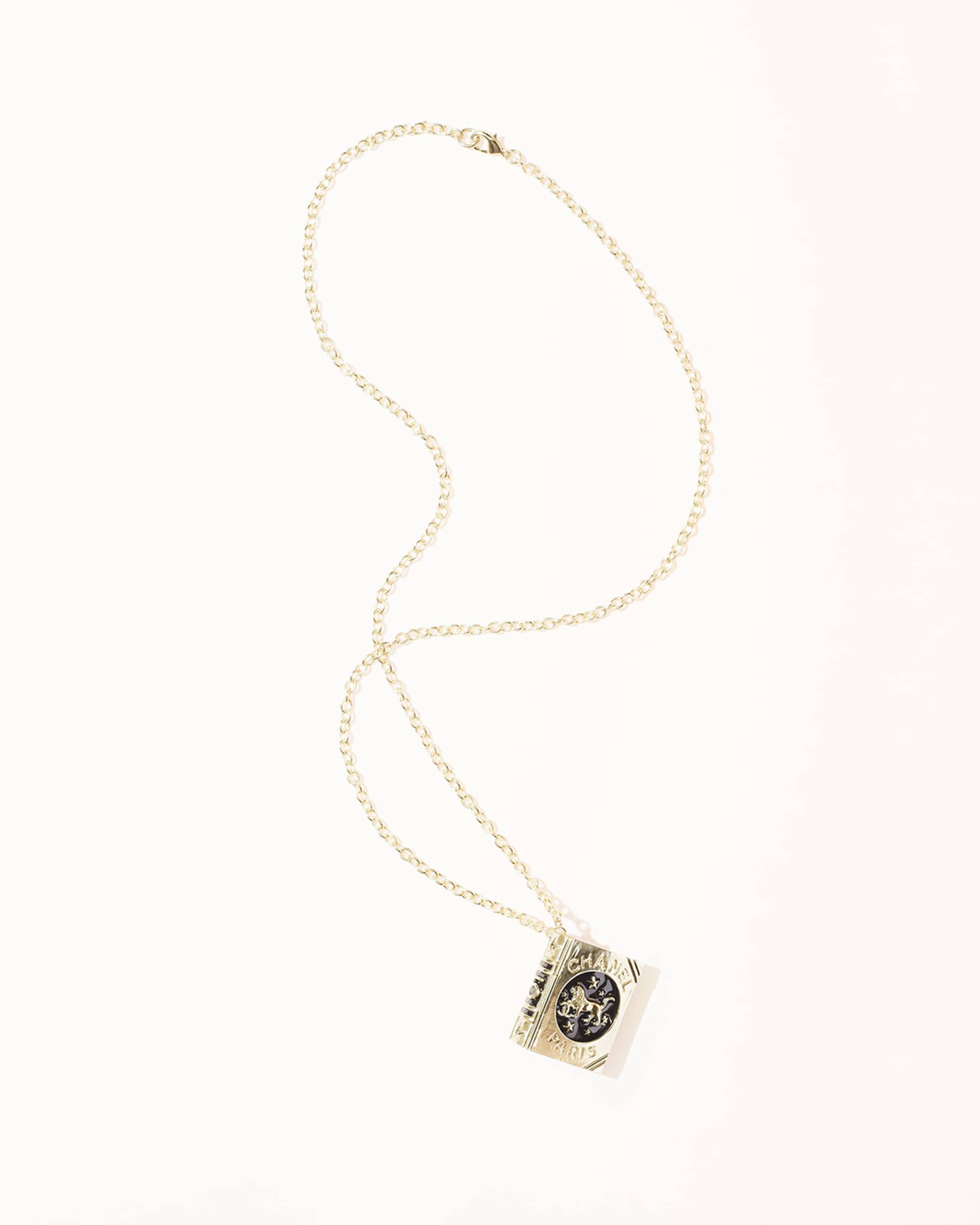Chanel necklace neiman top marcus