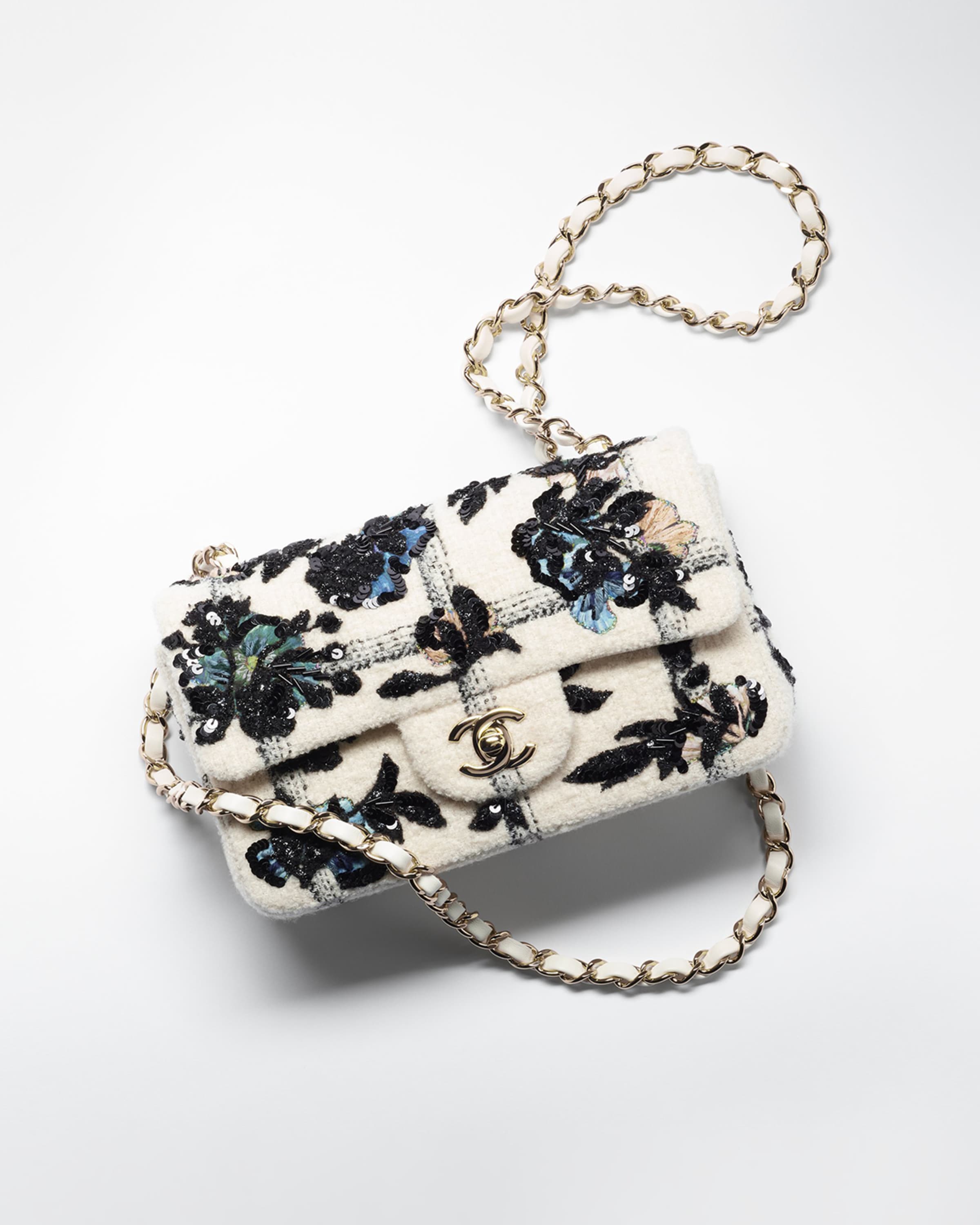 Chanel clutch hot sale neiman marcus
