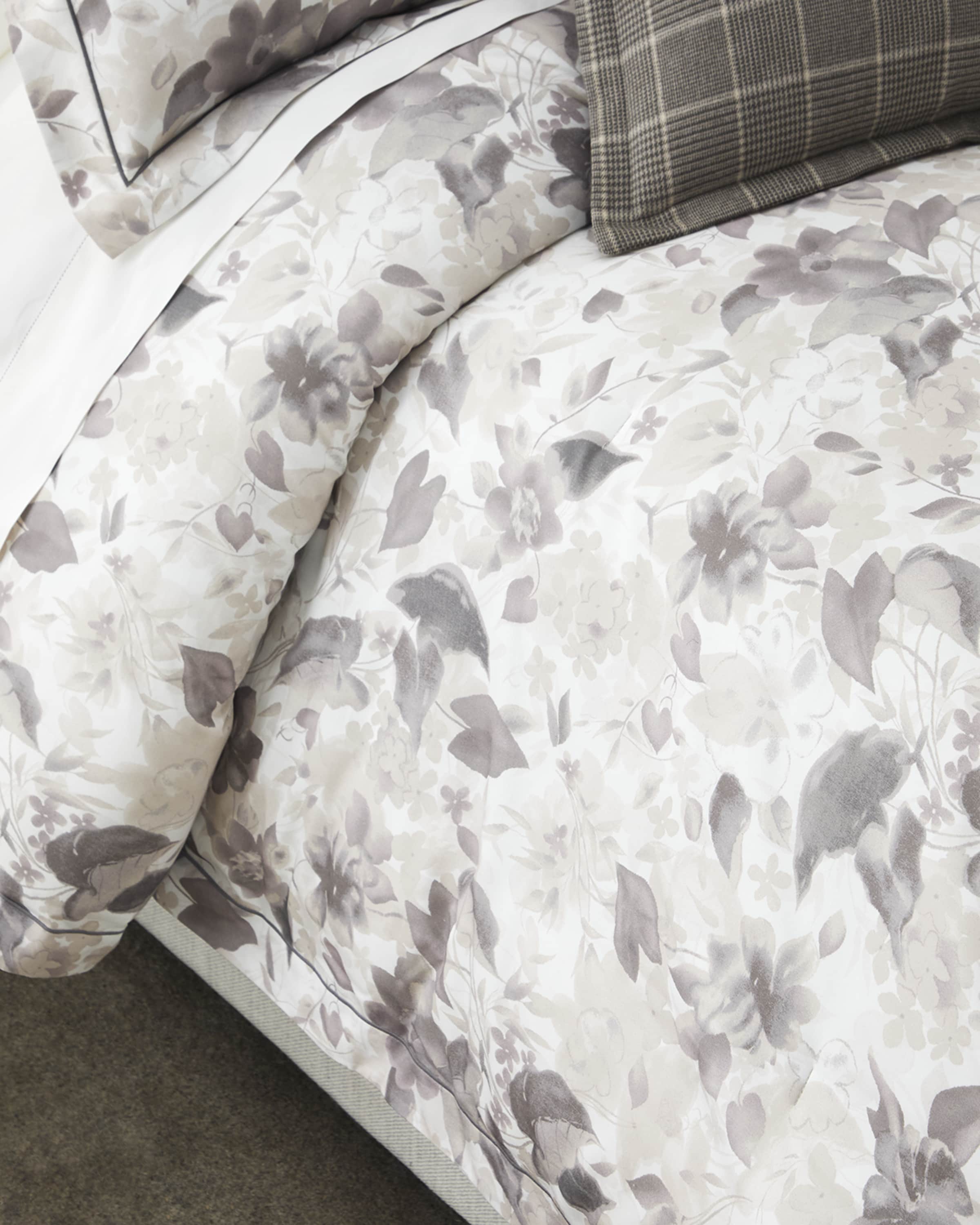 Ralph Lauren Home Avery 300 Thread Count King Comforter