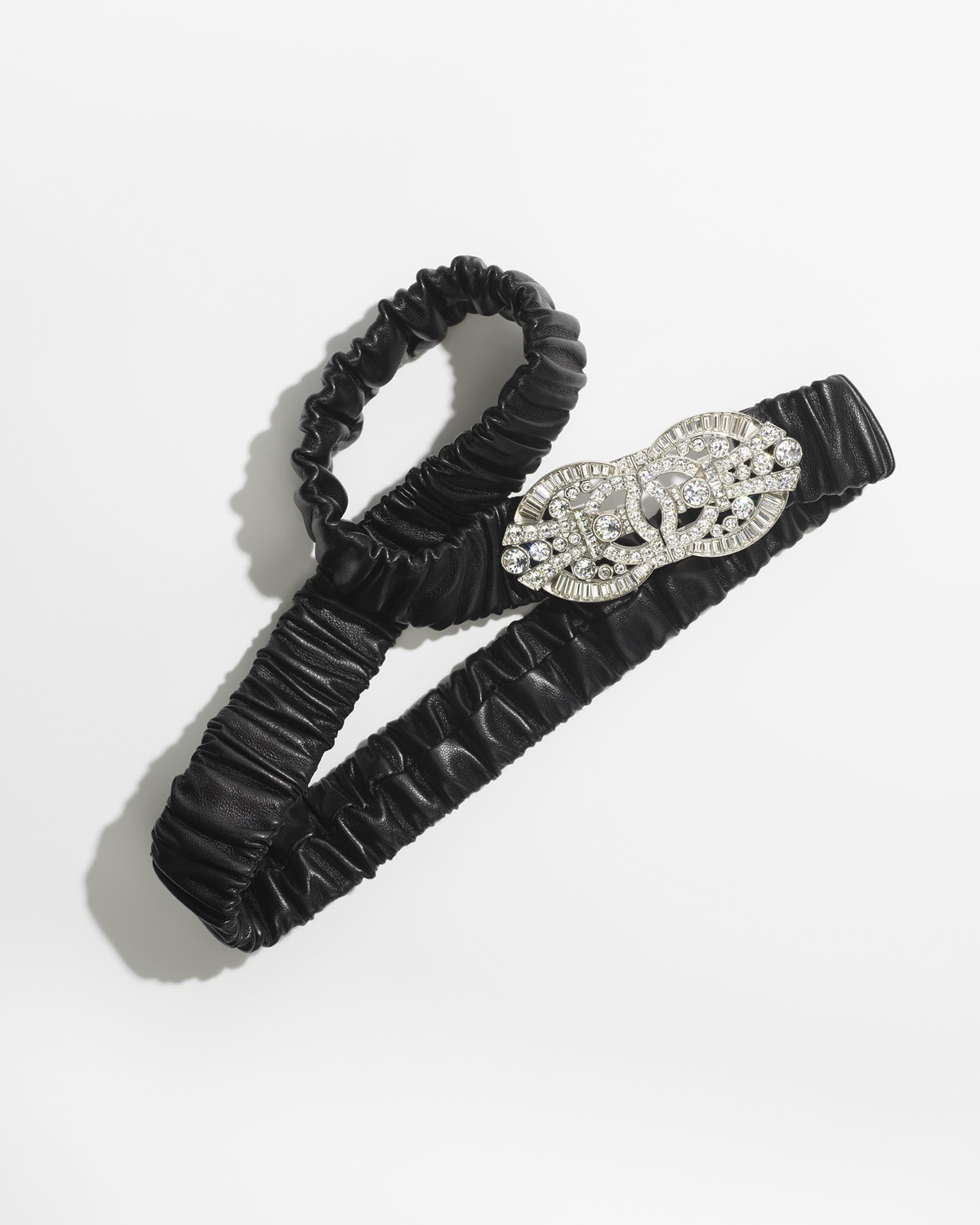 Leather belt Chanel Black size M International in Leather - 30782009