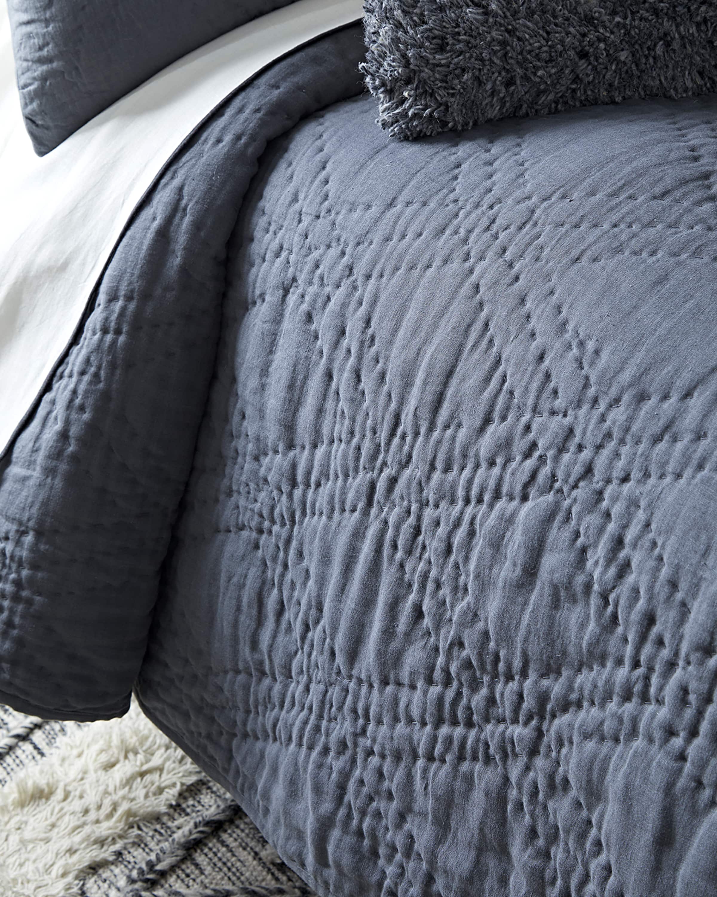 Amity Home Barcelona Linen King Quilt