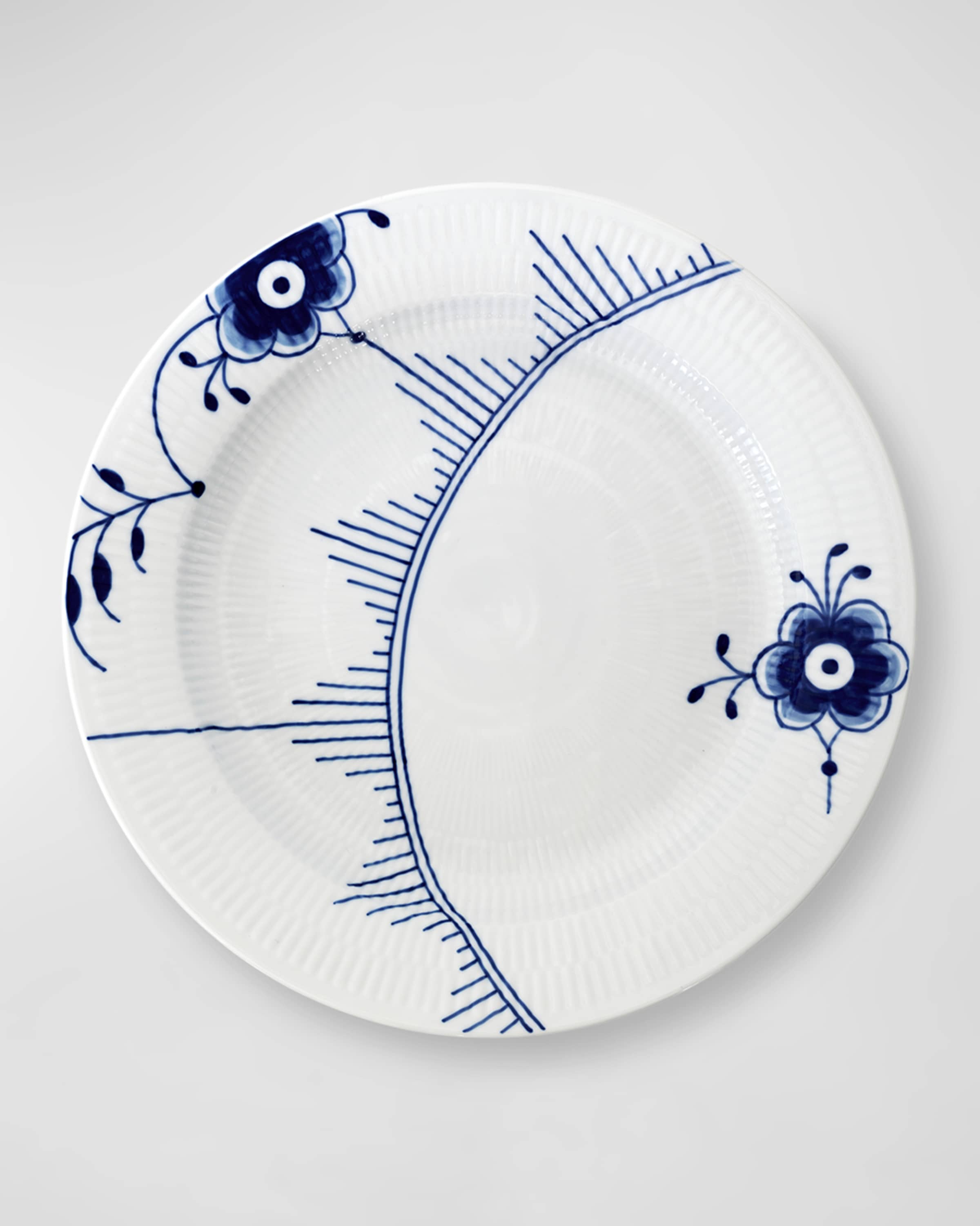 Royal Copenhagen Blue Fluted Mega Round Dish