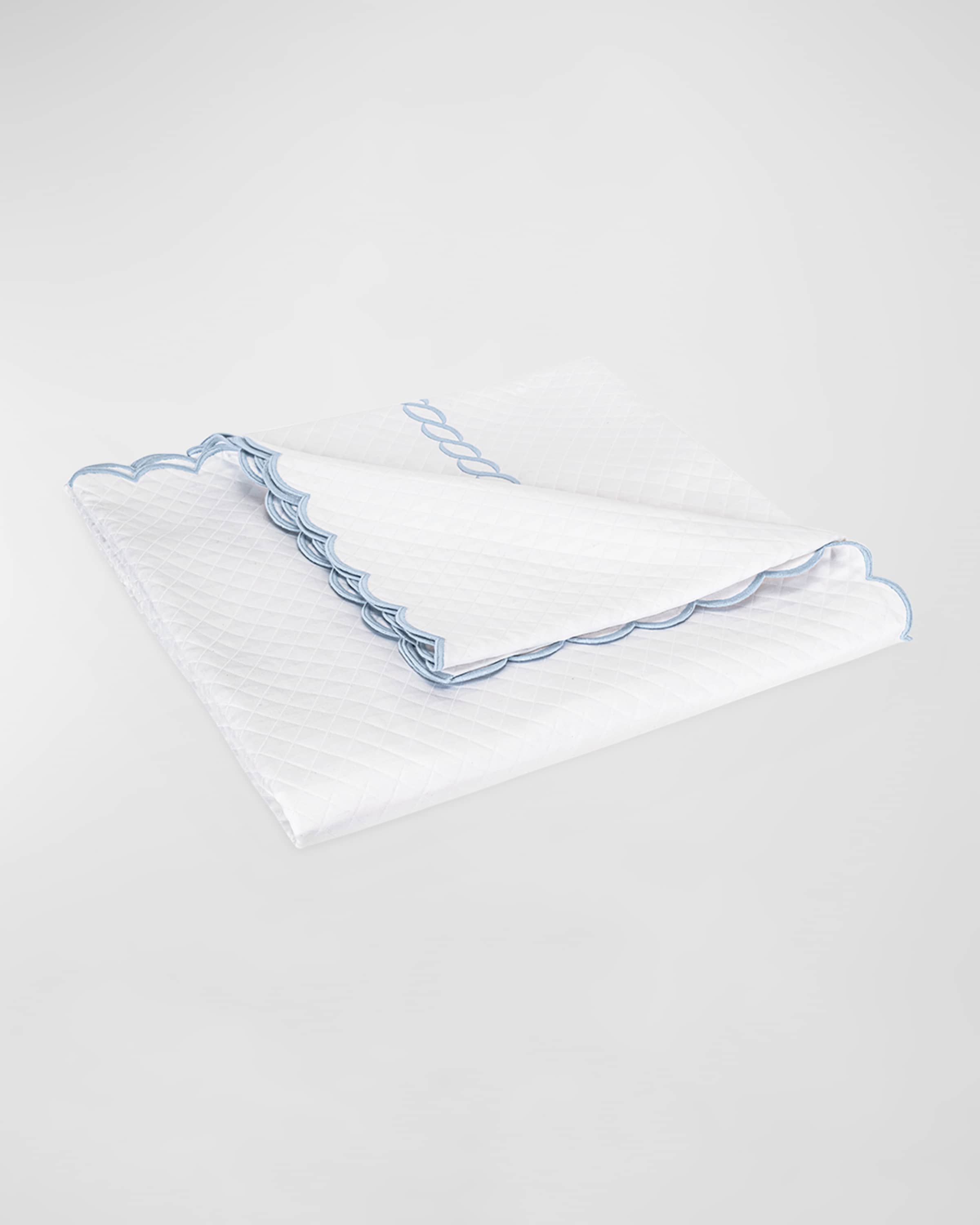 Matouk Classic Chain Scallop Matelasse Full/Queen Coverlet