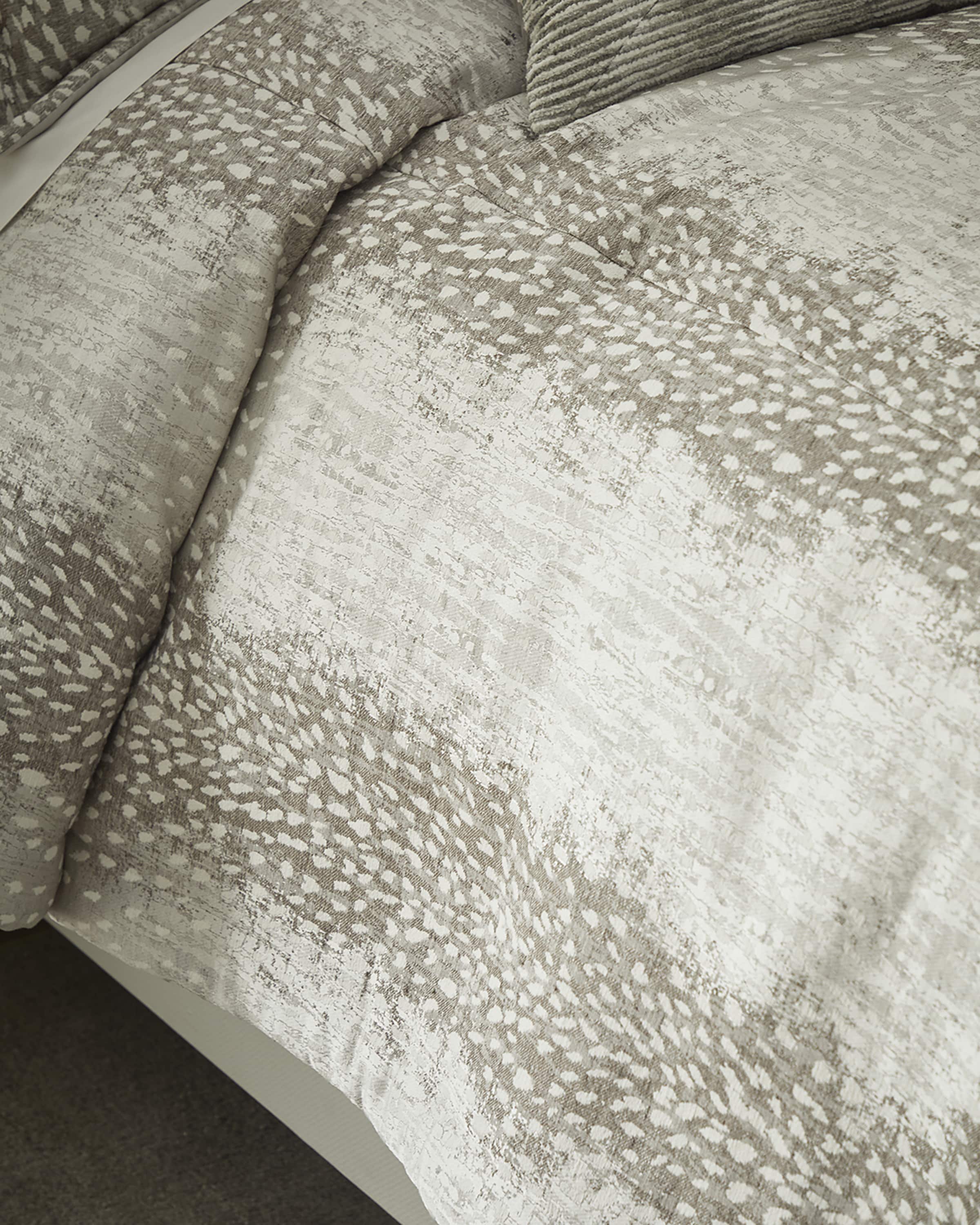 Olivia Quido Arctic Queen 3-Piece Comforter Set