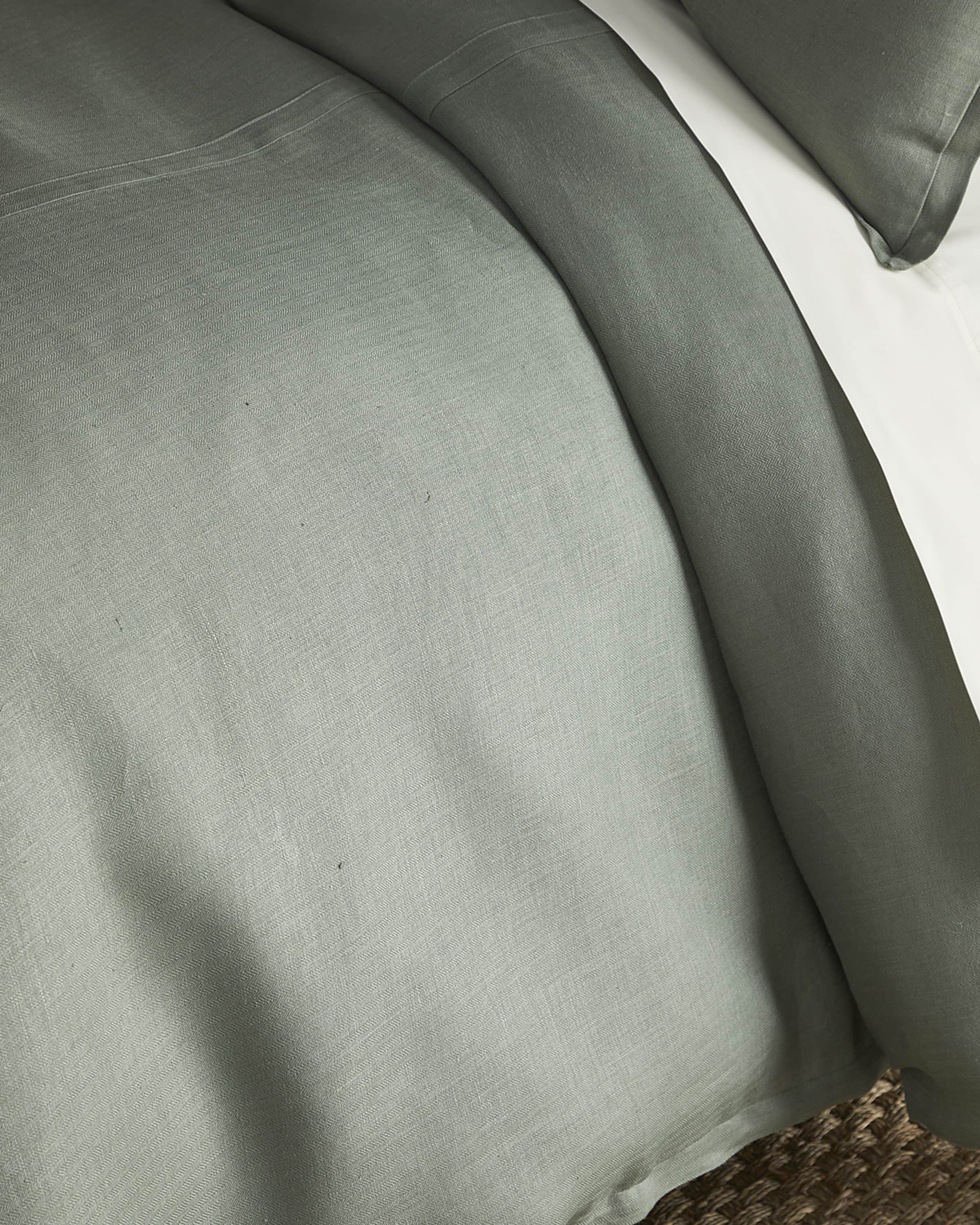 Lili Alessandra Gobi King Duvet