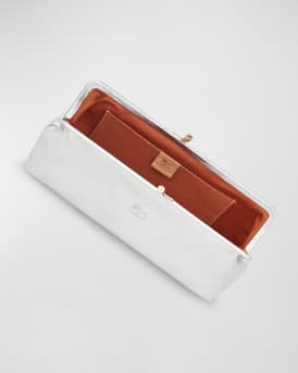 Classic Vaccjetta Leather Clutch Bag