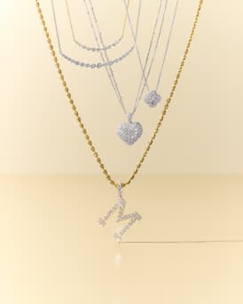 18k White Gold Diamond Pendant Necklace, 18"L, 1.37tcw