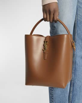 Le 37 YSL Bucket Bag in Smooth Leather