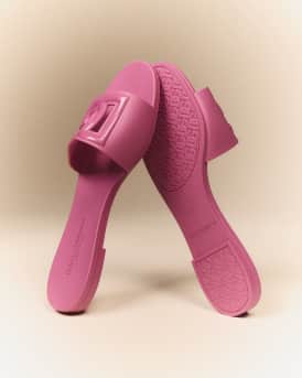 Cut-Out DG Rubber Sandals