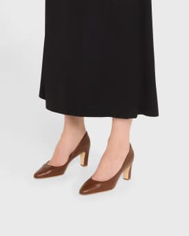 Skiotto Leather Pumps