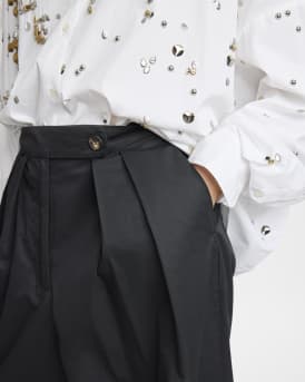 Pamplona Pleated Wide Leg Pants