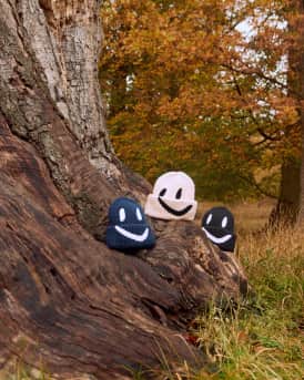 Kid's Kim Embroidered Smiley Beanie