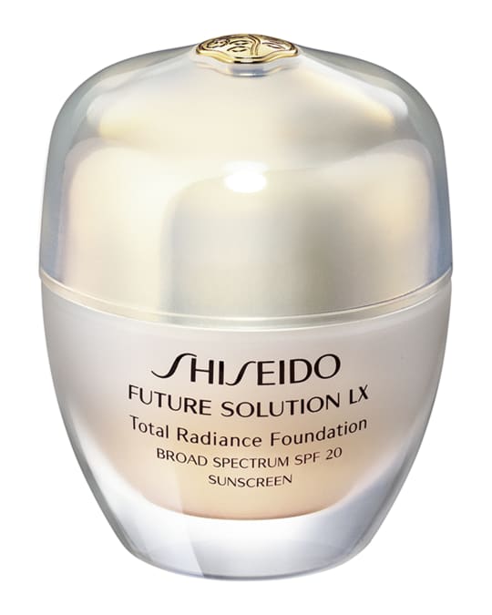 Future Solution LX Total Radiance Foundation SPF 20, 1.0 oz.