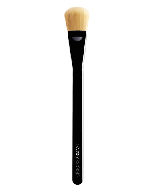 ARMANI beauty Maestro Blender Brush | Neiman Marcus