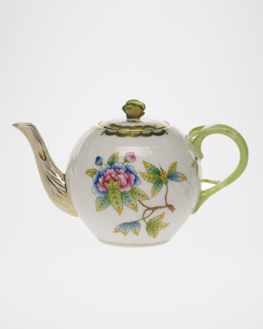 Queen Victoria Teapot with Butterfly Finial