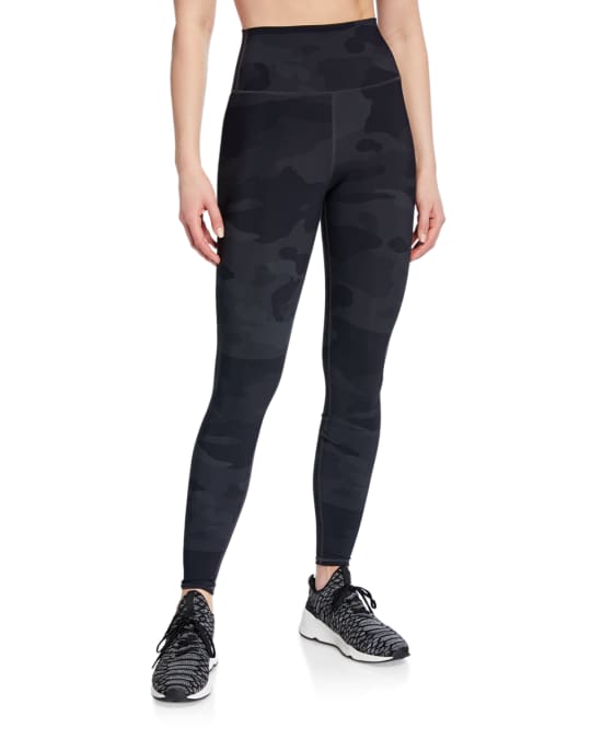 Alo vapor 2025 camo leggings