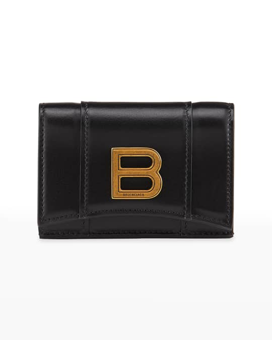 Balenciaga hour hotsell medallion crossbody bag