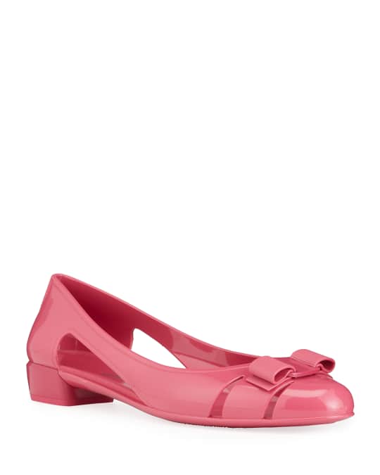 Minimalist Jewelry Salvatore Ferragamo Vara Bow Jelly Ballet Flats