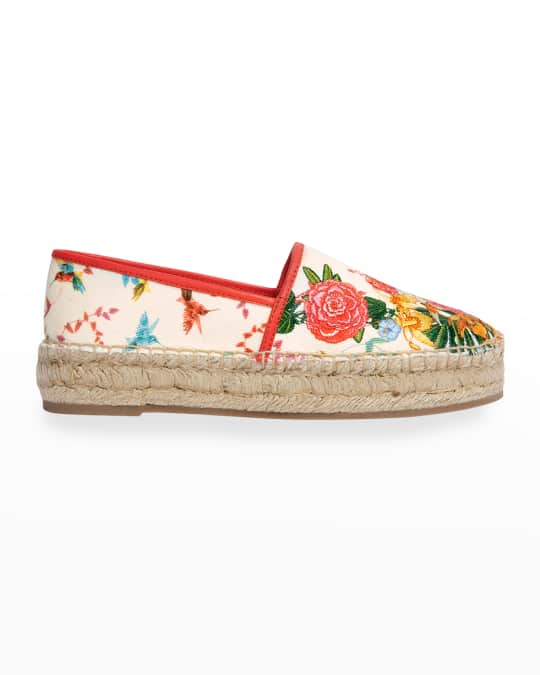 Johnny store was espadrilles