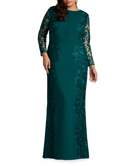Neiman marcus plus size evening gowns best sale