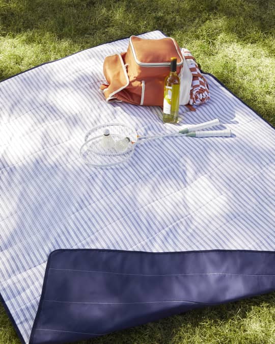 Picnic blanket spotlight top