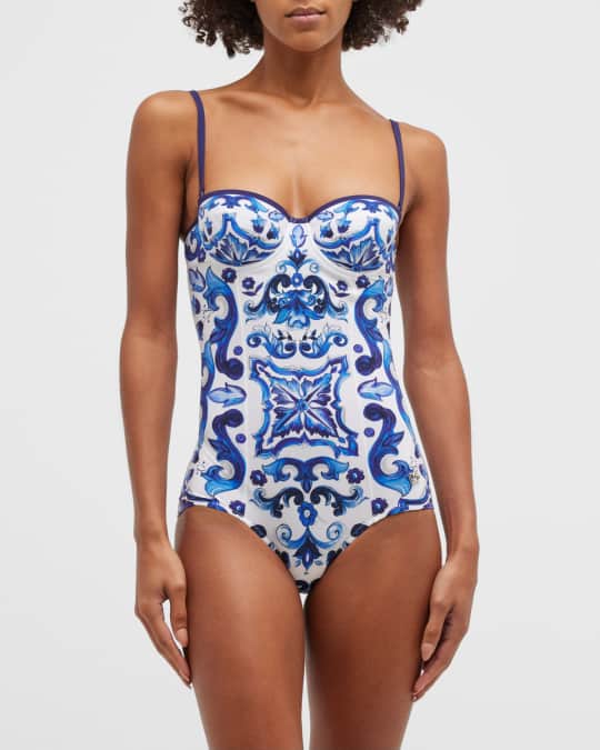 ファッションシーンで話題のこれから流行るブランド12選 Dolce&Gabbana Majolica-Print Balconette One-Piece Swimsuit スーツ・フォーマル・ドレス