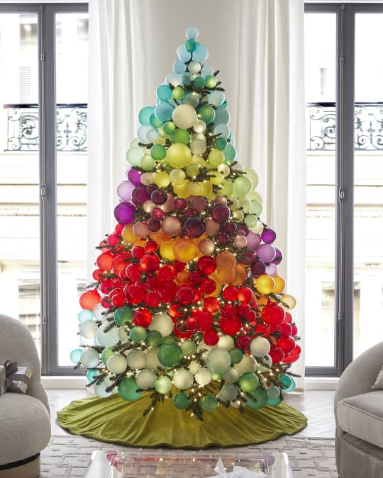 Outlander Magazine on X: Louis Vuitton Christmas Tree Decor