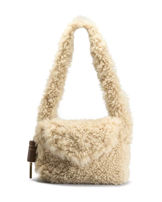 Shoulder hotsell bag fur