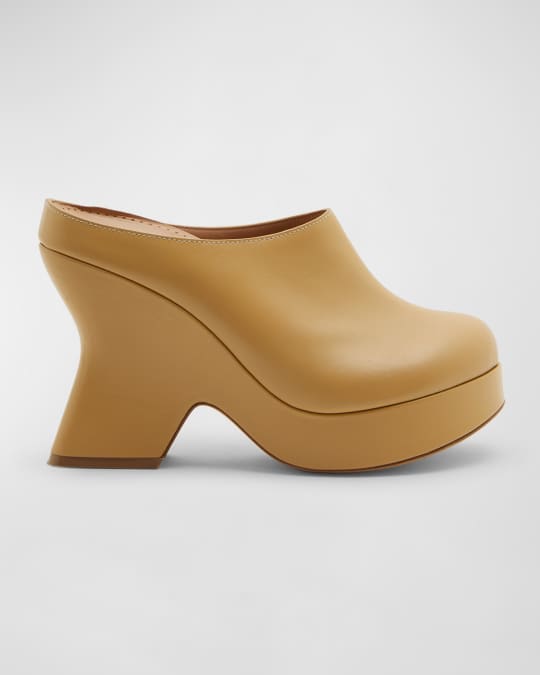 Terra Leather Chunky Clogs