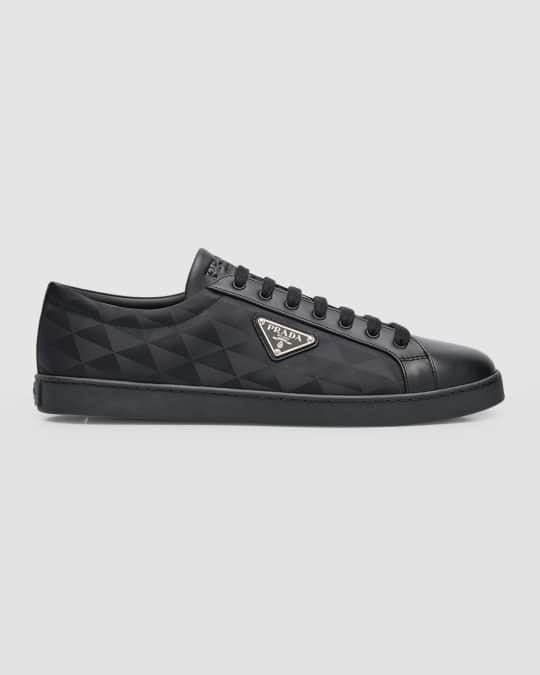 靴 PRADA Prada Men's Nylon Triangle Logo Low-Top Sneakers | Neiman Marcus