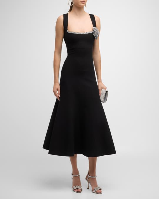 Oscar de la Renta Halter-Neck Crystal Flower Applique Knit Dress | Neiman  Marcus