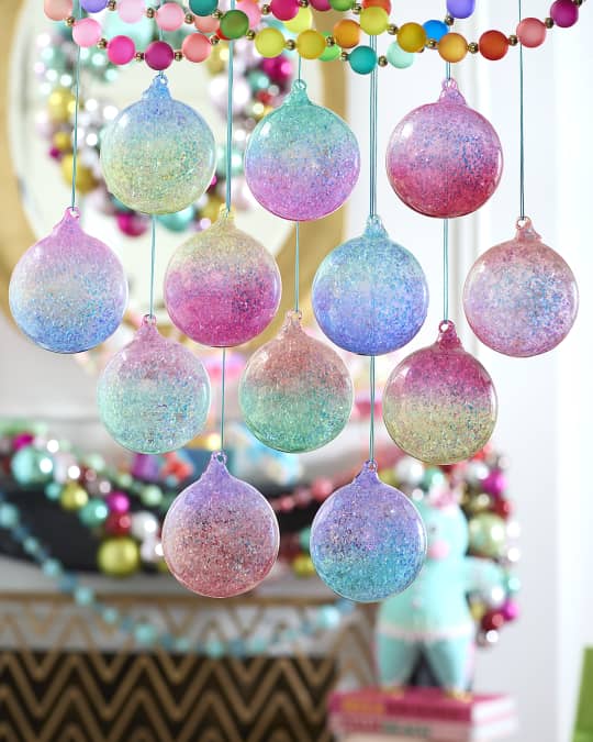 Glitterville Here We Come a Waffling Beba Nutcracker Christmas Display