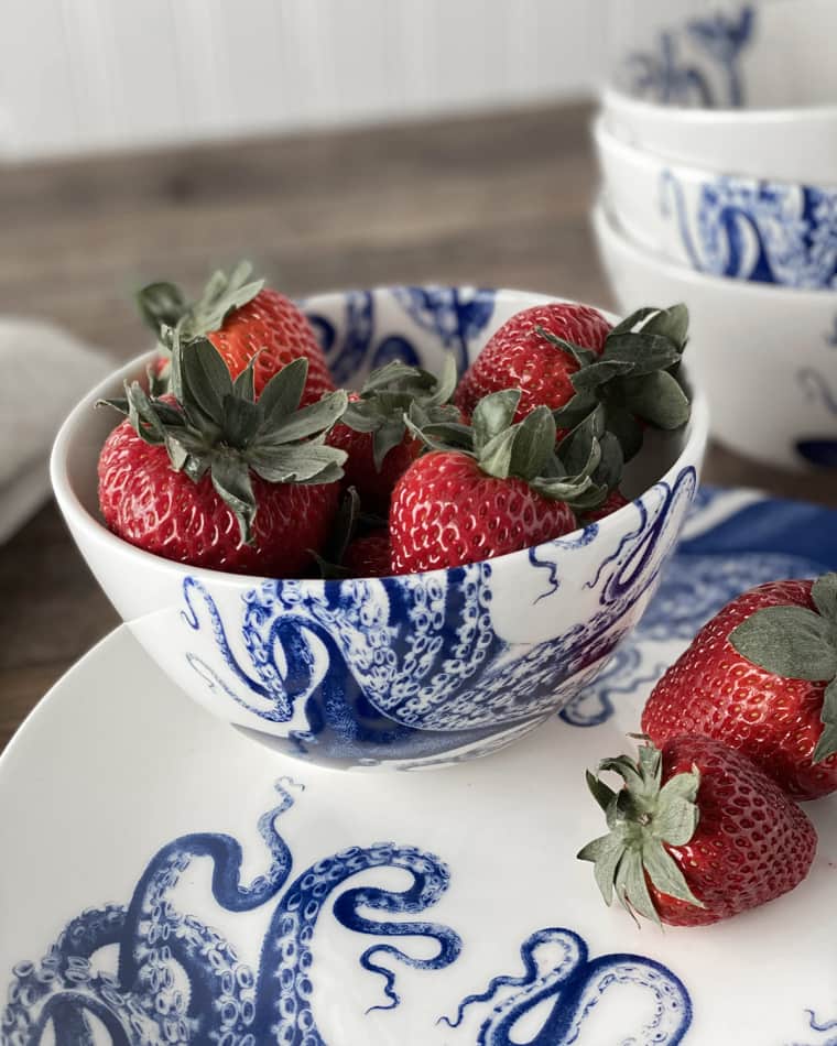 Image Caskata Blue Lucy Cereal Bowl, Set of 4